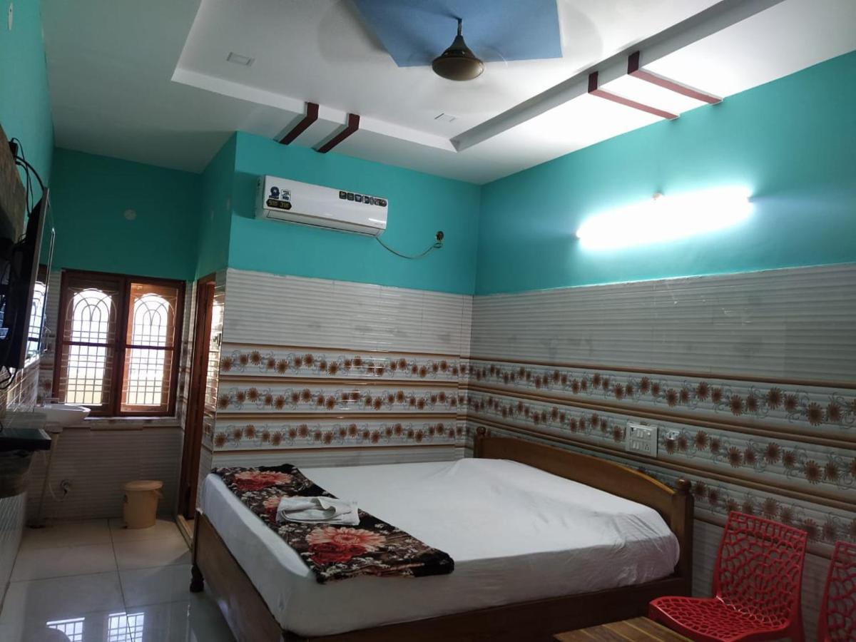 Prasanna Laxmi Residency Bhadrāchalam Exterior foto