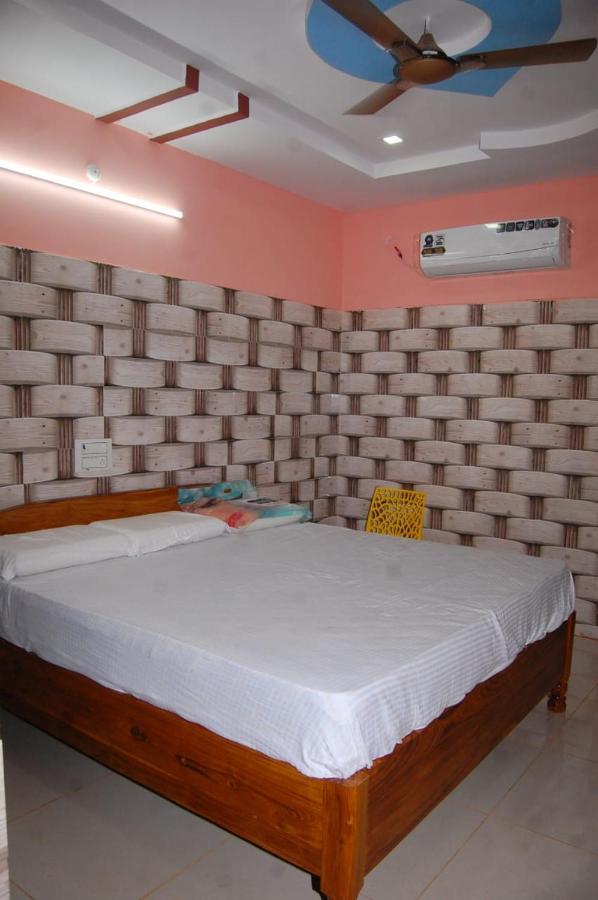Prasanna Laxmi Residency Bhadrāchalam Exterior foto